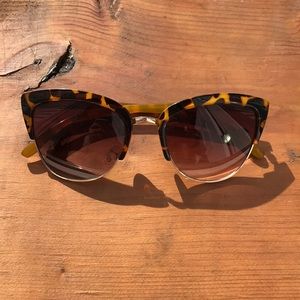 Foster Grant Jet Set Sunglasses